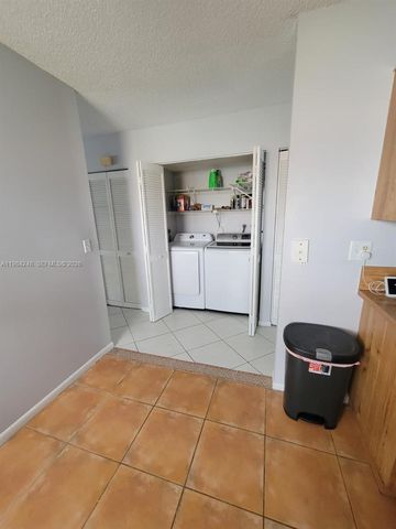 9787 Riverside Dr 62-4, Coral Springs, FL 33071