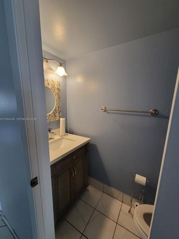 9787 Riverside Dr 62-4, Coral Springs, FL 33071