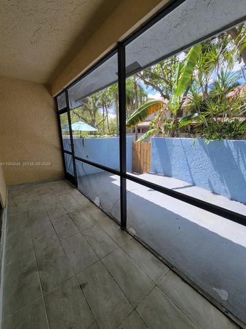 9787 Riverside Dr 62-4, Coral Springs, FL 33071