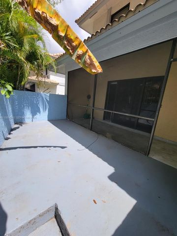 9787 Riverside Dr 62-4, Coral Springs, FL 33071