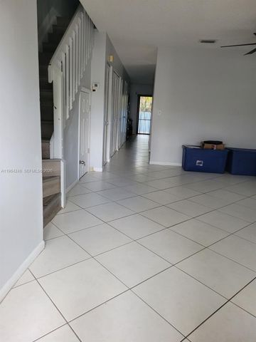 9787 Riverside Dr 62-4, Coral Springs, FL 33071