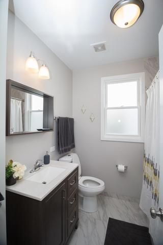 5450 W Drummond Place, Chicago, IL 60639