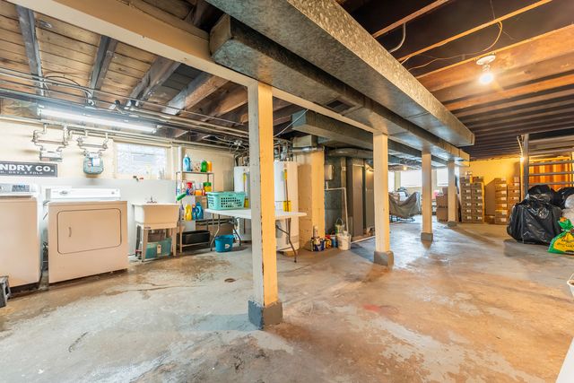 5450 W Drummond Place, Chicago, IL 60639