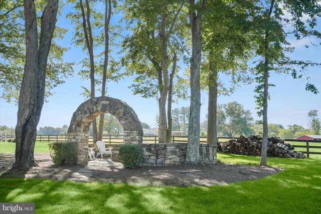 20295 SOMMERSET CT, Purcellville, VA 20132
