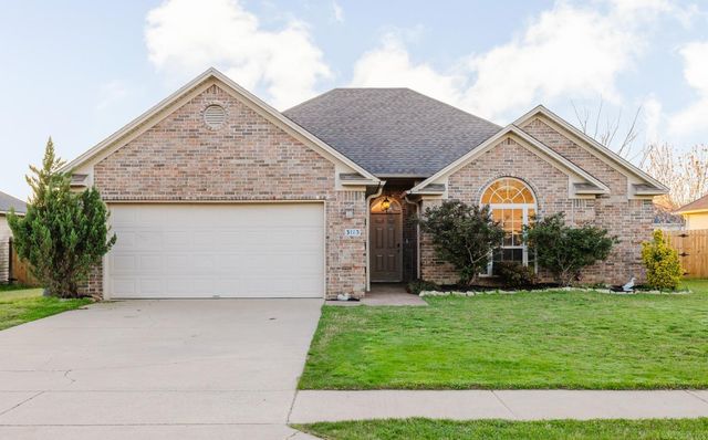 3113 Longmeadow Dr, Bryant, AR 72022