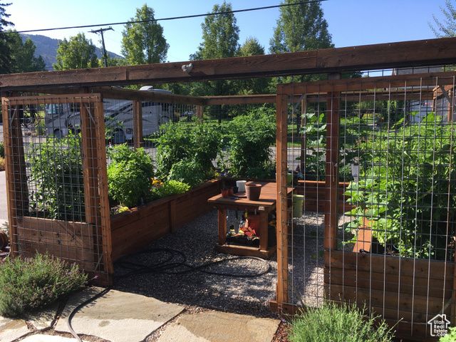 191 S 300 E, Providence, UT 84332