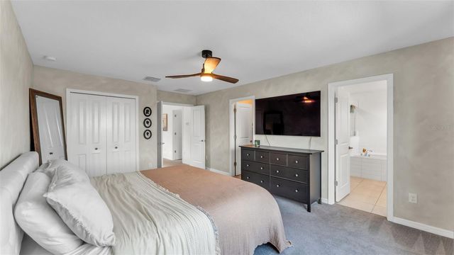 6336 BAR S BAR TRAIL, Zephyrhills, FL 33541