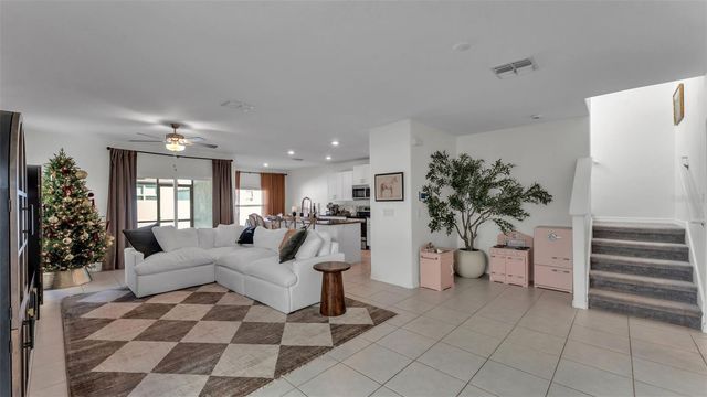 6336 BAR S BAR TRAIL, Zephyrhills, FL 33541