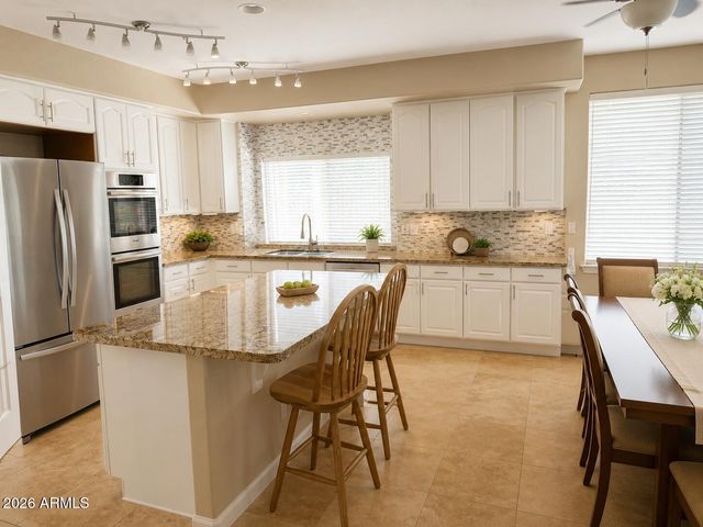 13065 E SHANGRI LA Road, Scottsdale, AZ 85259