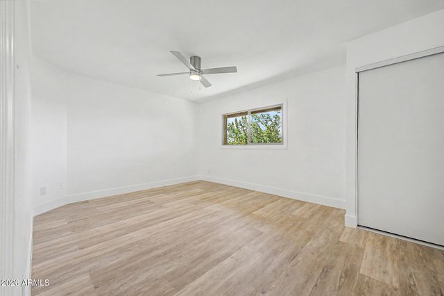 6552 N 43rd Avenue, Glendale, AZ 85301