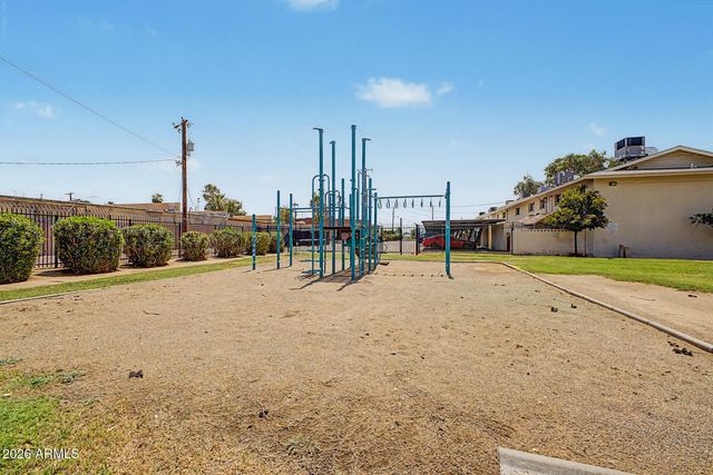 6552 N 43rd Avenue, Glendale, AZ 85301