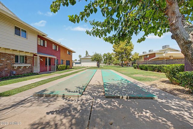 6552 N 43rd Avenue, Glendale, AZ 85301