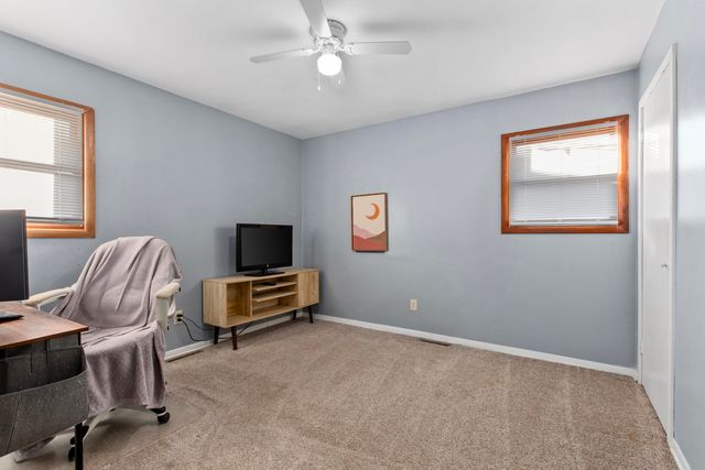 1614 Vine Court, Hobart, IN 46342