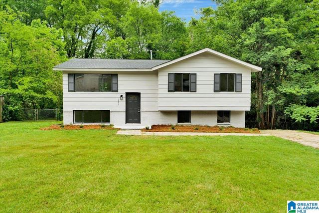 1645 BARRINGTON LANE NE, Center Point, AL 35215