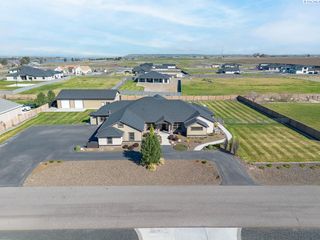 11807 Pelican Road, Pasco, WA 99301