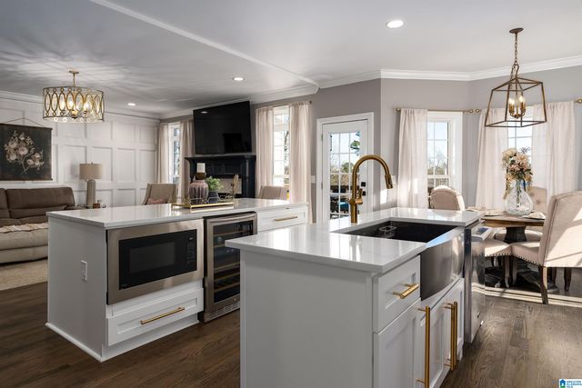 5775 CARRINGTON LAKE PARKWAY, Trussville, AL 35173