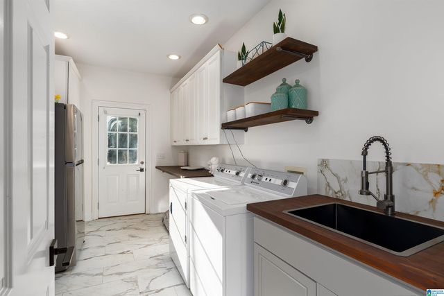 5775 CARRINGTON LAKE PARKWAY, Trussville, AL 35173