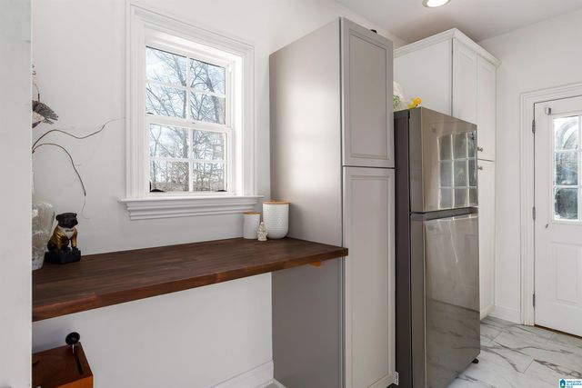 5775 CARRINGTON LAKE PARKWAY, Trussville, AL 35173