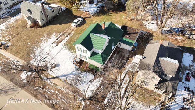 4814 Center Street, Millington, MI 48746