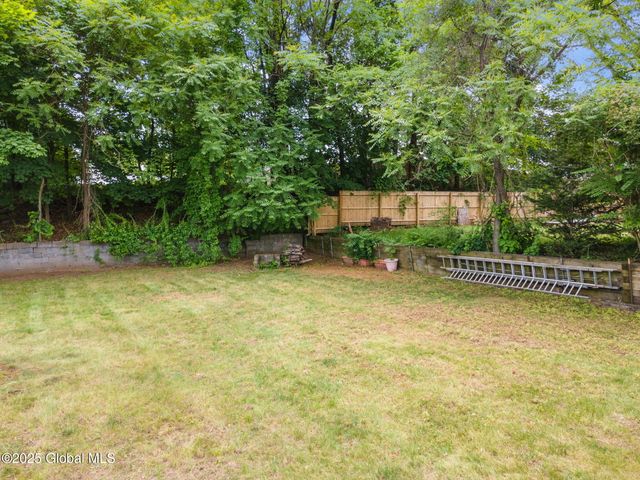 9 Carol Ann Drive, Colonie, NY 12205