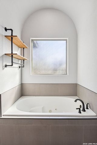 291 Strasbourg, Castroville, TX 78009