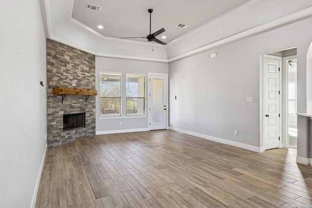 291 Strasbourg, Castroville, TX 78009