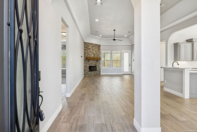 291 Strasbourg, Castroville, TX 78009