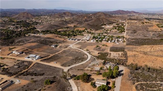 0 walker, Menifee, CA 92584