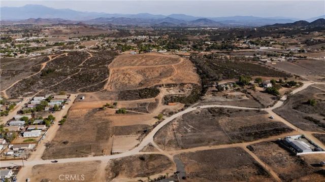 0 walker, Menifee, CA 92584