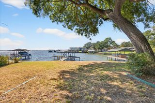 242 Palisade Loop, Mabank, TX 75156