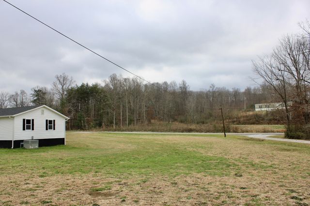1023 Tram Rd, Tracy City, TN 37387