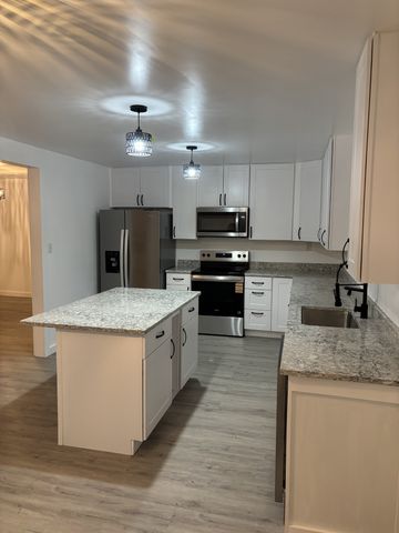 1023 Tram Rd, Tracy City, TN 37387