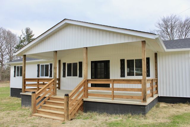 1023 Tram Rd, Tracy City, TN 37387