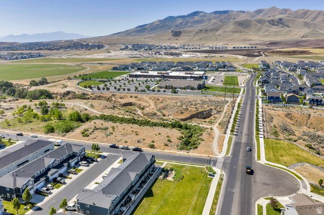 7407 N COTTAGE LN, Eagle Mountain, UT 84005