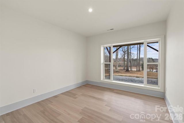 124 Clipper Lane, Mooresville, NC 28117