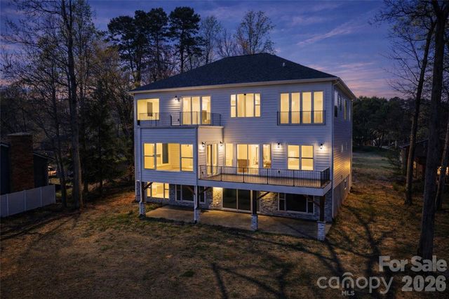 124 Clipper Lane, Mooresville, NC 28117