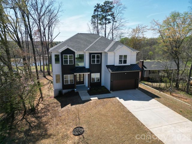 124 Clipper Lane, Mooresville, NC 28117