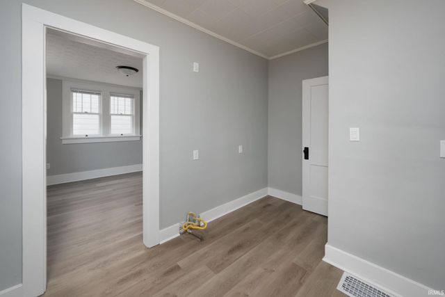 445 E Wildwood Avenue, Fort Wayne, IN 46806