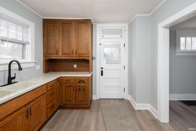 445 E Wildwood Avenue, Fort Wayne, IN 46806