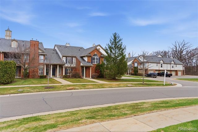 3402 Tremonte Circle, Rochester, MI 48306