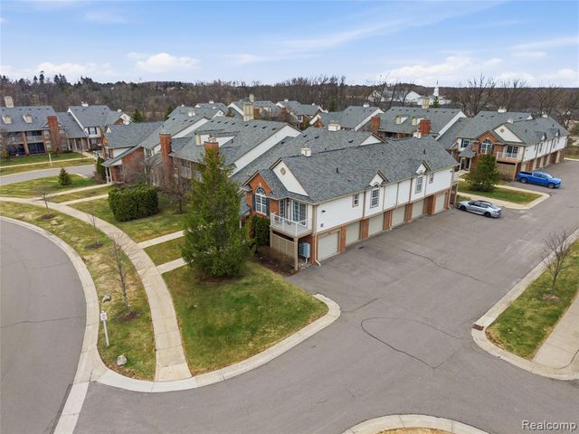 3402 Tremonte Circle, Rochester, MI 48306