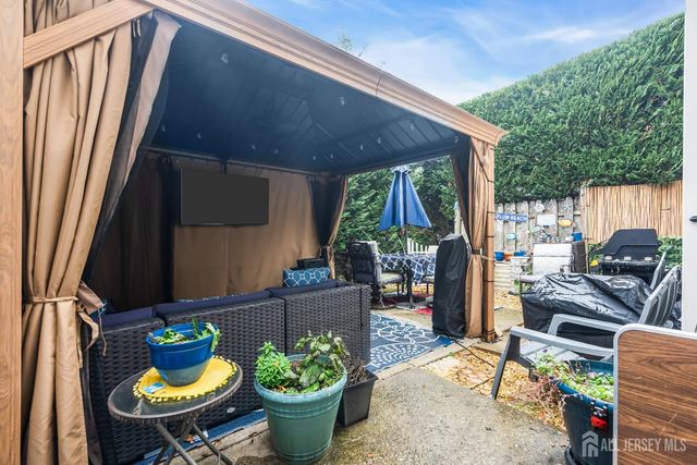 296 Plum Drive, Marlboro, NJ 07746