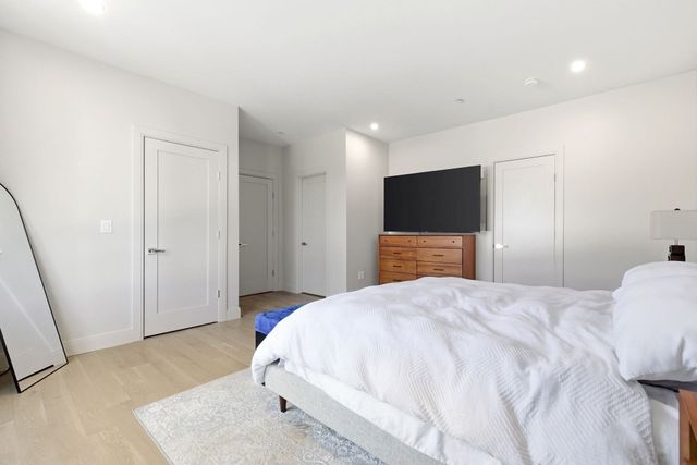85 Myrtle St 106, Quincy, MA 02171
