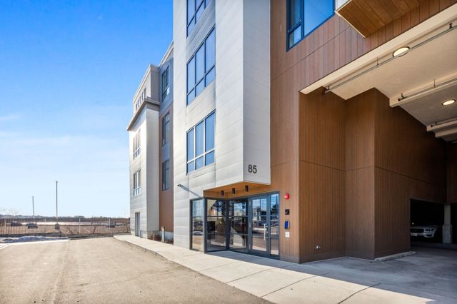 85 Myrtle St 106, Quincy, MA 02171