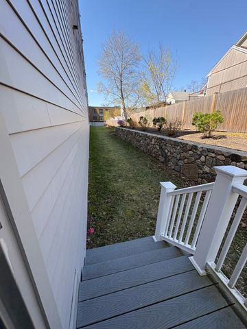 85 Myrtle St 106, Quincy, MA 02171