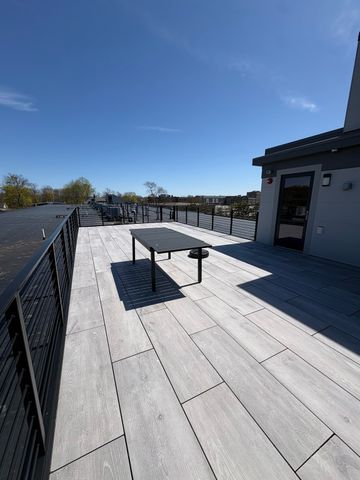 85 Myrtle St 106, Quincy, MA 02171