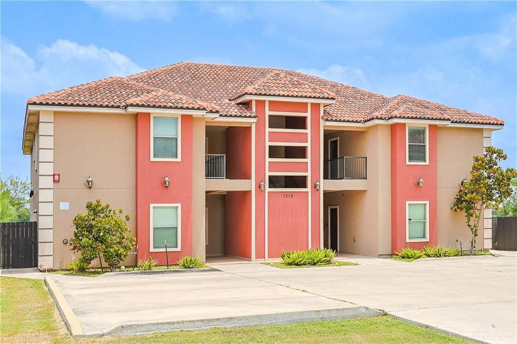1216 E Pineridge Avenue B, Mcallen, TX 78503