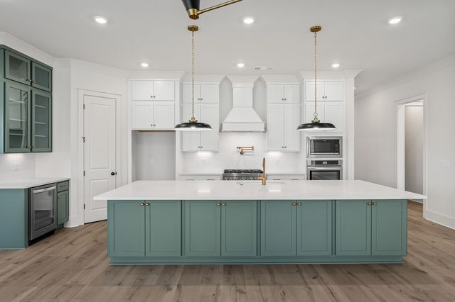 5204 Fairhaven Court, Thompsons Station, TN 37179