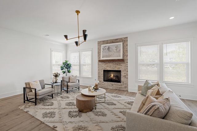 5204 Fairhaven Court, Thompsons Station, TN 37179