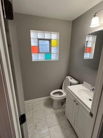 10020 S Union Avenue, Chicago, IL 60628